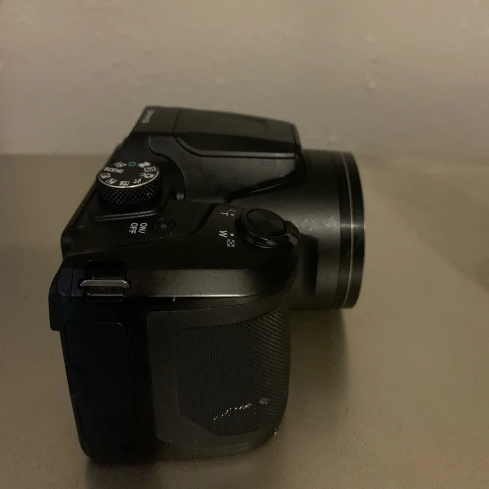 This is a Nikon Coolpix B500 in the color black